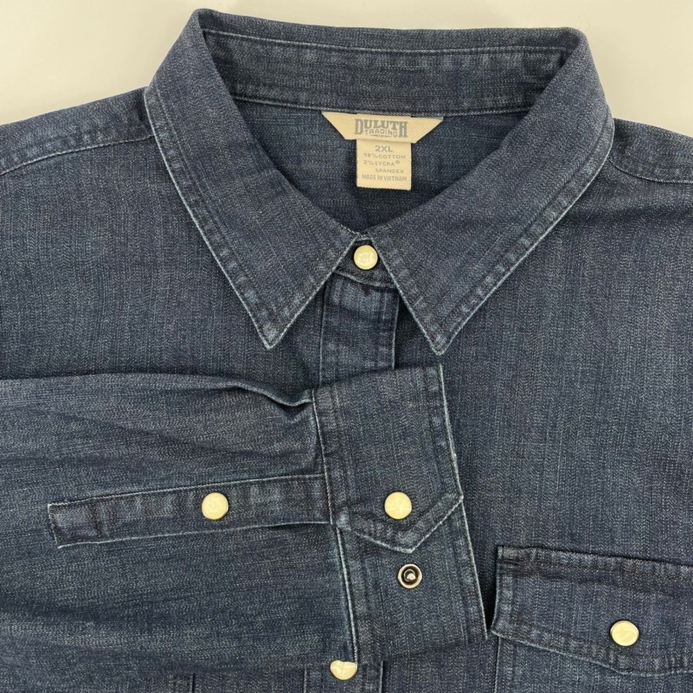 Duluth Trading Co Women's Size 2XL Pearl Snap Denim Shirt Stretch Cotton